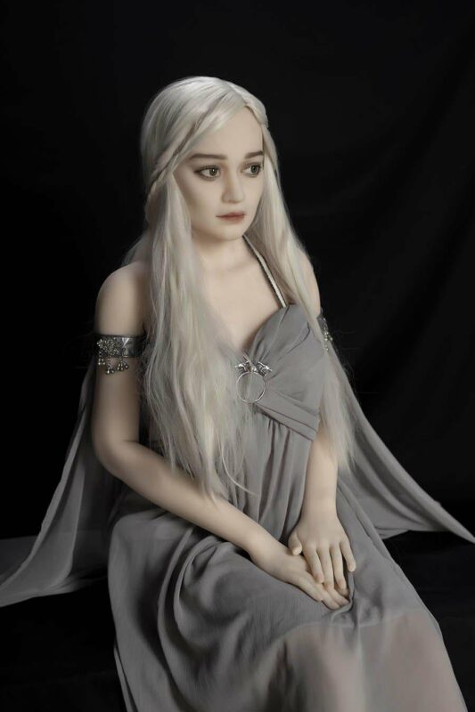Daenerys Targaryen - Silver Hair Sex Doll - PetiteSexDoll